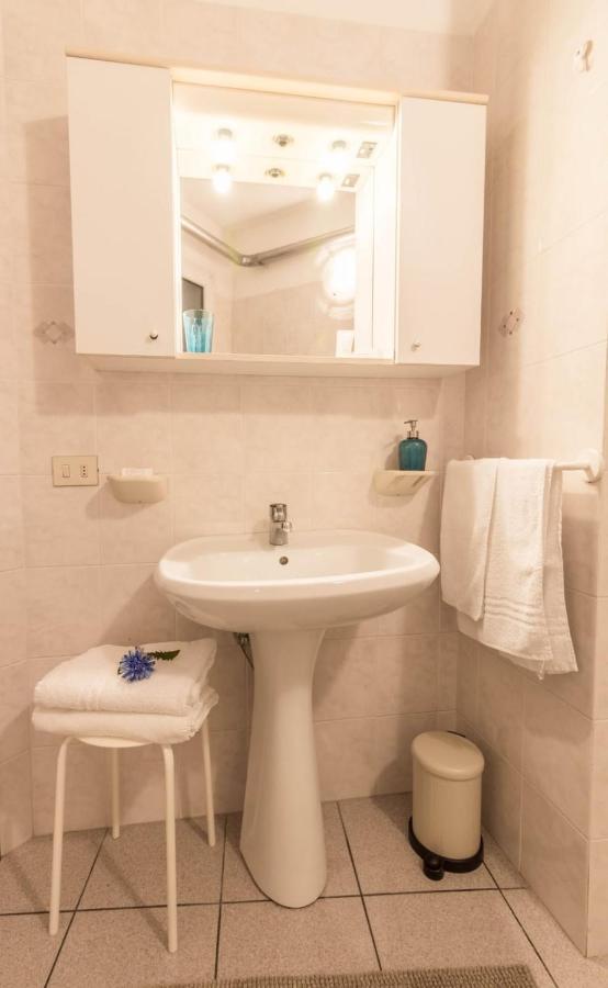 Al Pipai Apartment แฟร์รารา ภายนอก รูปภาพ